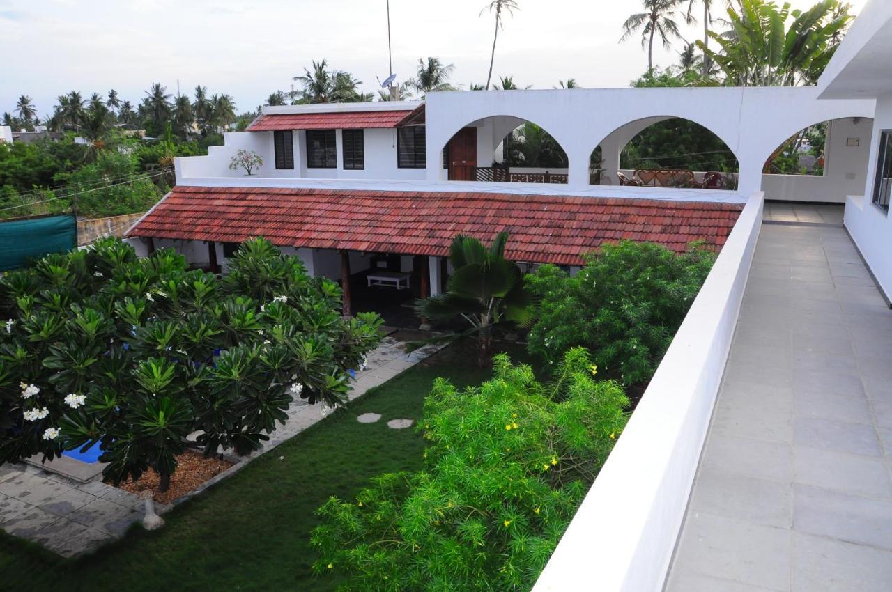Villa Anna Pondy Pondicherry Exteriör bild